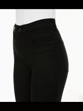 Aritzia Denim Forum The Lola High Rise Skinny Jeans Stay Black Crop Raw Hem 28